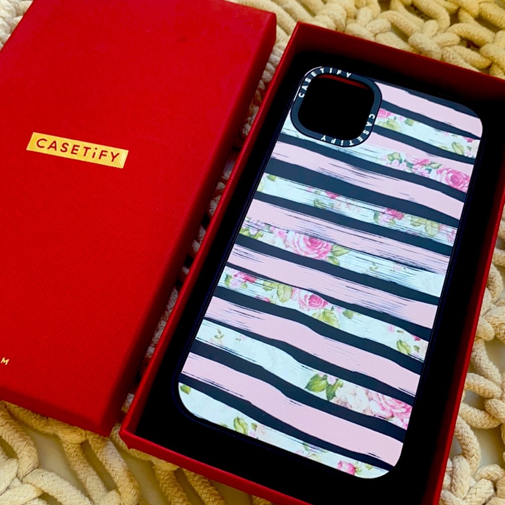Casetify phone case- fits iPhone 11 and XR